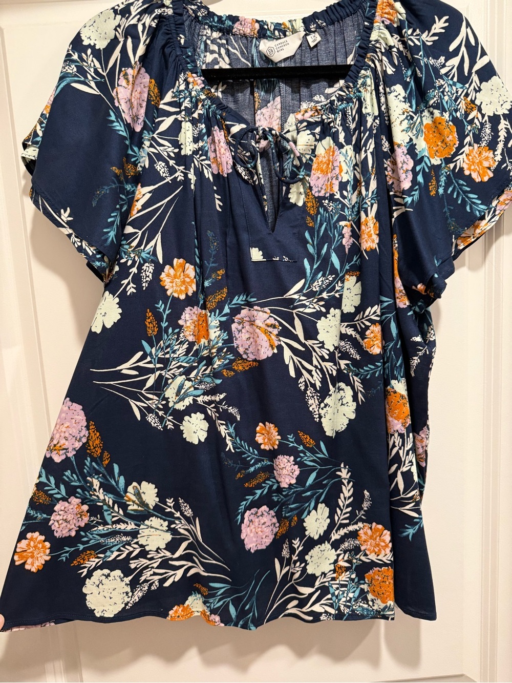 Candace Cameron Bure Navy Floral Smocked Neck Blouse Sz 1x